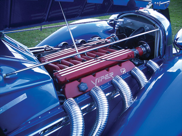 AUBURN Speedster  36_auburn_boattail_viper_engine